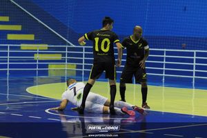 Semifinal do Futsal Amador-Chamados  X   J Cabelereiro 