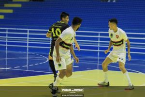 Semifinal do Futsal Amador-Chamados  X   J Cabelereiro 