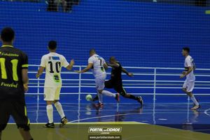 Semifinal do Futsal Amador-Chamados  X   J Cabelereiro 