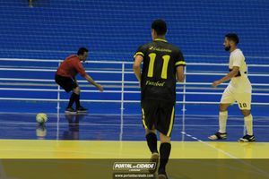 Semifinal do Futsal Amador-Chamados  X   J Cabelereiro 