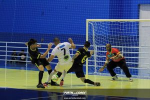 Semifinal do Futsal Amador-Chamados  X   J Cabelereiro 