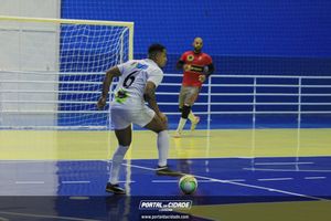 Semifinal do Futsal Amador-Chamados  X   J Cabelereiro 