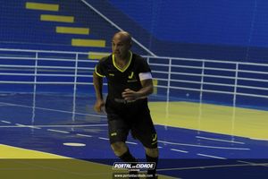 Semifinal do Futsal Amador-Chamados  X   J Cabelereiro 