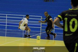 Semifinal do Futsal Amador-Chamados  X   J Cabelereiro 