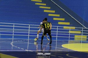 Semifinal do Futsal Amador-Chamados  X   J Cabelereiro 