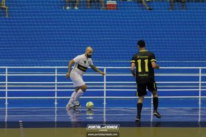 Semifinal do Futsal Amador-Chamados  X   J Cabelereiro 