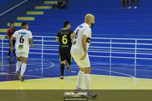 Semifinal do Futsal Amador-Chamados  X   J Cabelereiro 