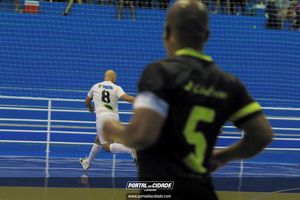 Semifinal do Futsal Amador-Chamados  X   J Cabelereiro 