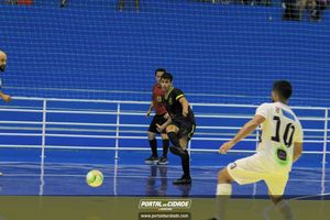 Semifinal do Futsal Amador-Chamados  X   J Cabelereiro 