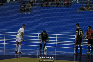 Semifinal do Futsal Amador-Chamados  X   J Cabelereiro 
