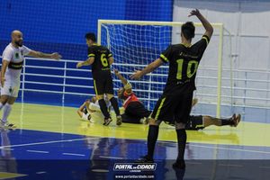 Semifinal do Futsal Amador-Chamados  X   J Cabelereiro 