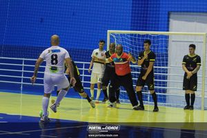 Semifinal do Futsal Amador-Chamados  X   J Cabelereiro 