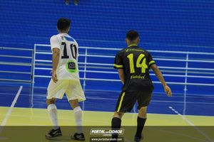 Semifinal do Futsal Amador-Chamados  X   J Cabelereiro 