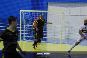 Semifinal do Futsal Amador-Chamados  X   J Cabelereiro 