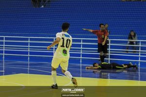 Semifinal do Futsal Amador-Chamados  X   J Cabelereiro 