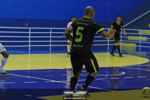 Semifinal do Futsal Amador-Chamados  X   J Cabelereiro 