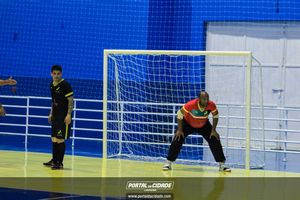 Semifinal do Futsal Amador-Chamados  X   J Cabelereiro 