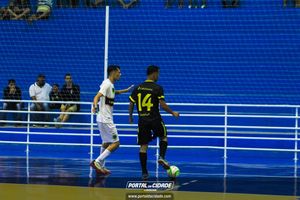 Semifinal do Futsal Amador-Chamados  X   J Cabelereiro 