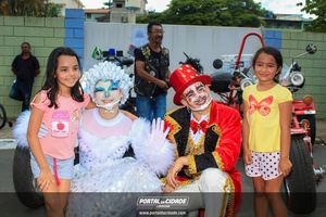 Natal na Pra&ccedil;a da Bica 