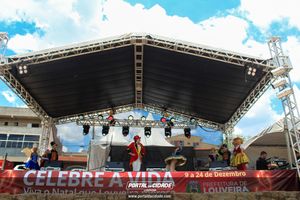 Natal na Pra&ccedil;a da Bica 