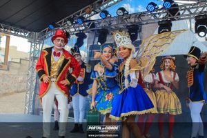 Natal na Pra&ccedil;a da Bica 
