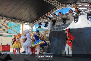 Natal na Pra&ccedil;a da Bica 