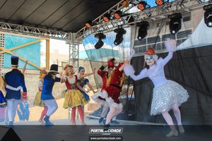 Natal na Pra&ccedil;a da Bica 