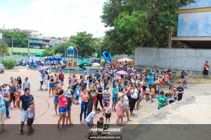 Natal na Pra&ccedil;a da Bica 