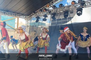 Natal na Pra&ccedil;a da Bica 