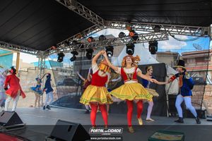 Natal na Pra&ccedil;a da Bica 