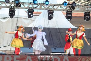 Natal na Pra&ccedil;a da Bica 
