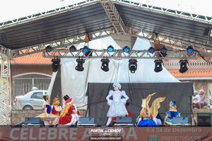 Natal na Pra&ccedil;a da Bica 