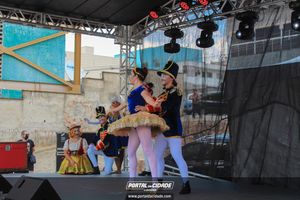 Natal na Pra&ccedil;a da Bica 
