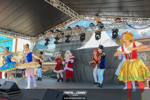 Natal na Pra&ccedil;a da Bica 