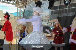 Natal na Pra&ccedil;a da Bica 