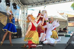 Natal na Pra&ccedil;a da Bica 