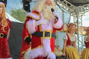 Natal na Pra&ccedil;a da Bica 