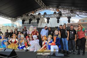 Natal na Pra&ccedil;a da Bica 