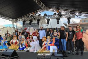 Natal na Pra&ccedil;a da Bica 