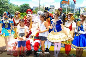 Natal na Pra&ccedil;a da Bica 