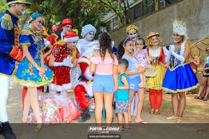 Natal na Pra&ccedil;a da Bica 