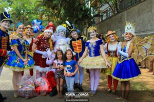 Natal na Pra&ccedil;a da Bica 