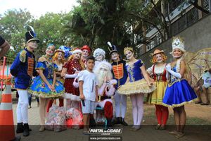 Natal na Pra&ccedil;a da Bica 
