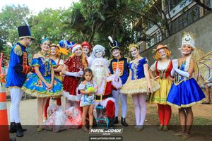 Natal na Pra&ccedil;a da Bica 