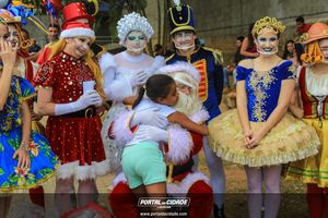 Natal na Pra&ccedil;a da Bica 