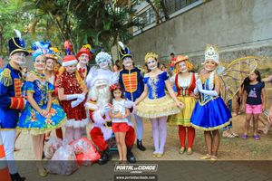 Natal na Pra&ccedil;a da Bica 