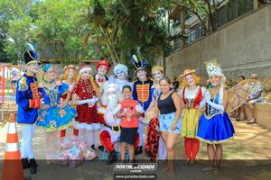 Natal na Pra&ccedil;a da Bica 