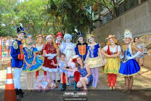 Natal na Pra&ccedil;a da Bica 