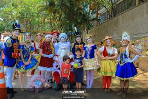 Natal na Pra&ccedil;a da Bica 