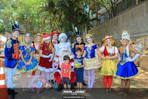 Natal na Pra&ccedil;a da Bica 